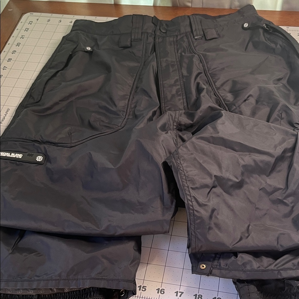 Special Blend Nylon Waterproof Pants Small